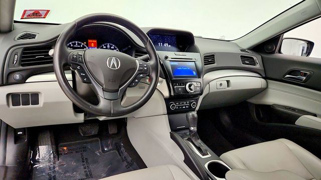 2017 Acura ILX Sedan w/Technology Plus Pkg - 23097898 - 13