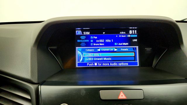 2017 Acura ILX Sedan w/Technology Plus Pkg - 23096071 - 19