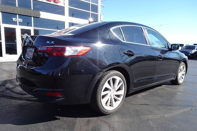 2017 Acura ILX Sedan w/Technology Plus Pkg - 22929541 - 7