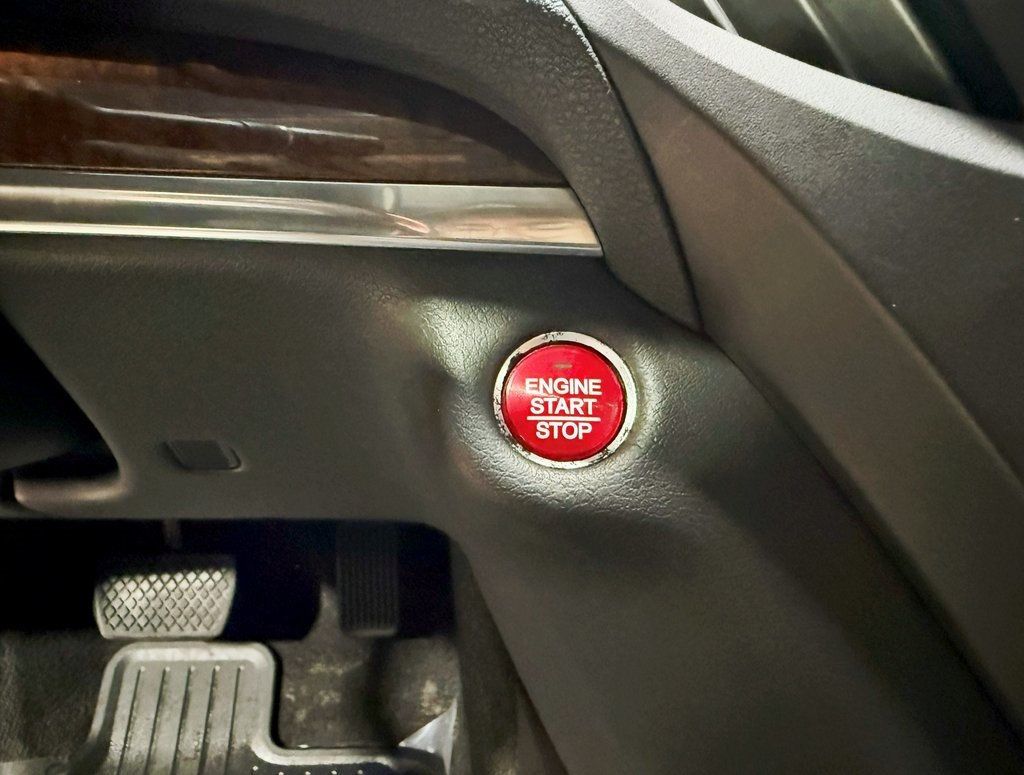 2017 Acura MDX SH-AWD w/Technology Pkg - 22909212 - 22