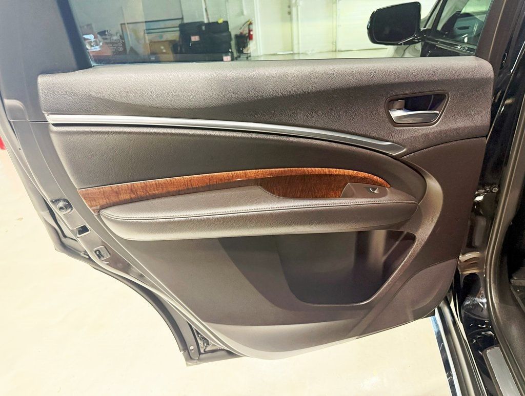 2017 Acura MDX SH-AWD w/Technology Pkg - 22909212 - 36