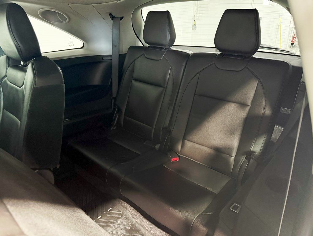 2017 Acura MDX SH-AWD w/Technology Pkg - 22909212 - 38