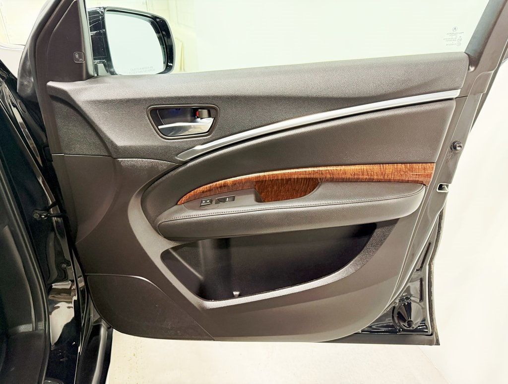 2017 Acura MDX SH-AWD w/Technology Pkg - 22909212 - 46