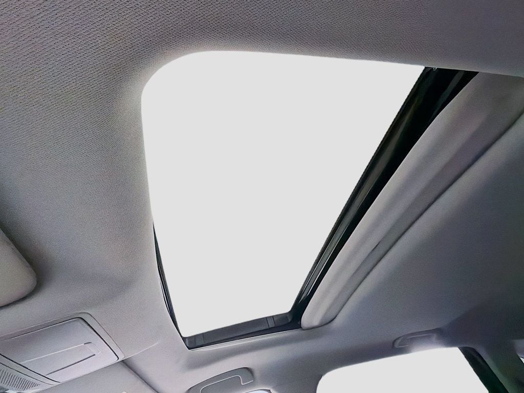 2017 Acura MDX SH-AWD w/Technology Pkg - 22987107 - 22