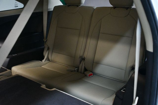 2017 Acura MDX SH-AWD w/Technology Pkg - 22955007 - 39