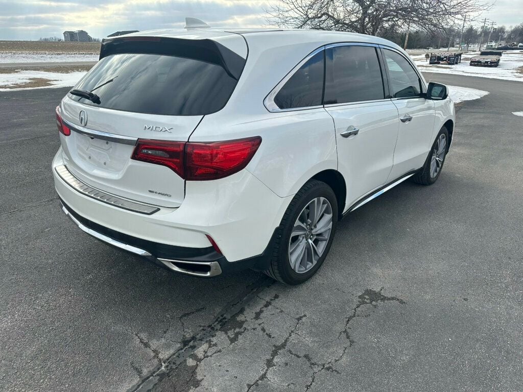 2017 Acura MDX SH-AWD w/Technology Pkg - 22980944 - 4