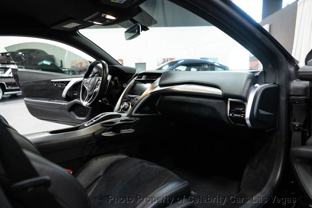 2017 Acura NSX Coupe - 23013623 - 40