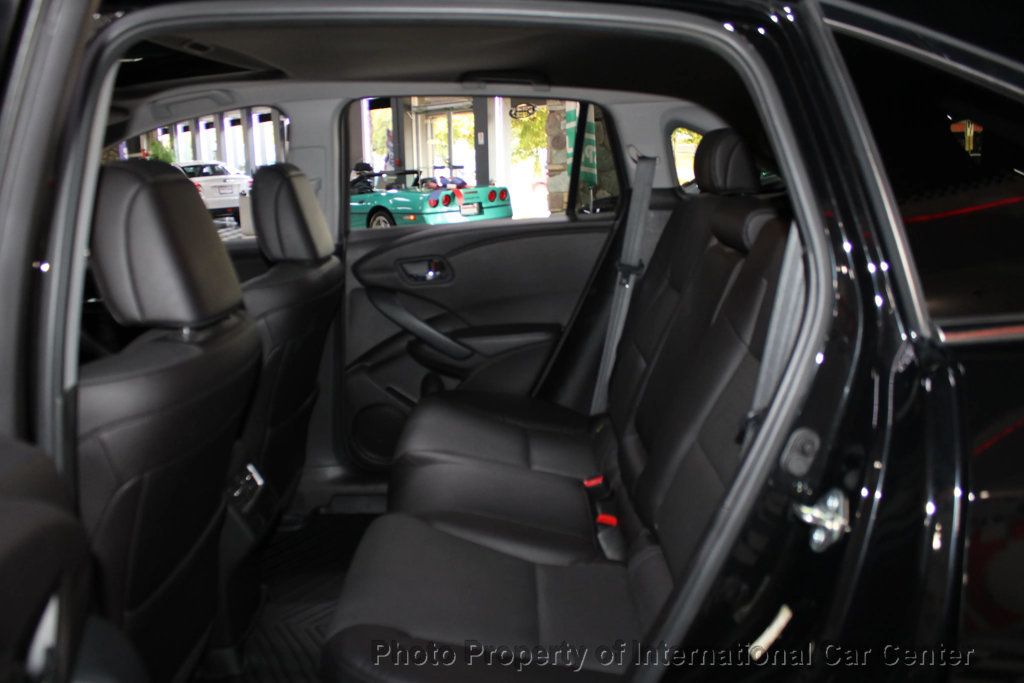 2017 Acura RDX Technology Plus photo 18