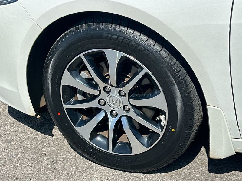 2017 Acura TLX 2.4L - 23034560 - 10