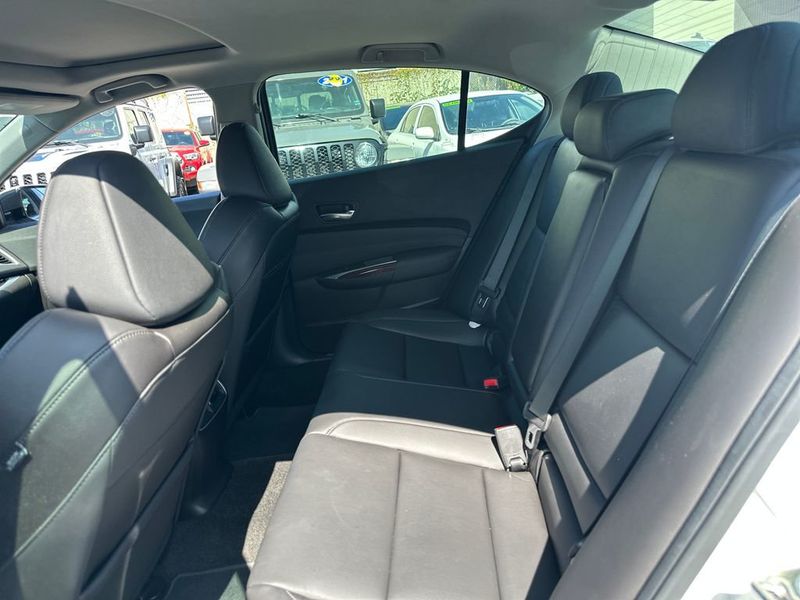 2017 Acura TLX 2.4L - 23034560 - 13