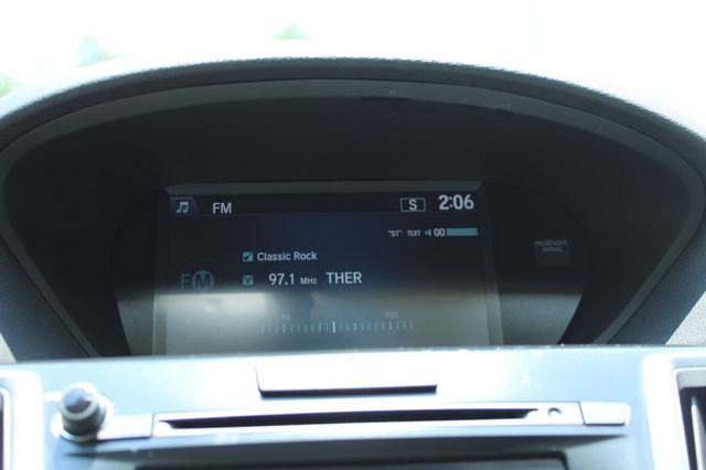 2017 Acura TLX FWD - 23048966 - 16