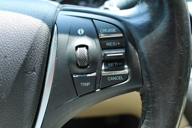 2017 Acura TLX FWD - 23048966 - 25