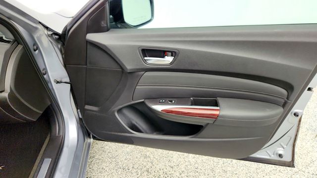 2017 Acura TLX FWD V6 w/Advance Pkg - 23015910 - 26