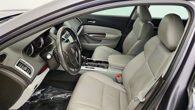 2017 Acura TLX FWD w/Technology Pkg - 23032653 - 19