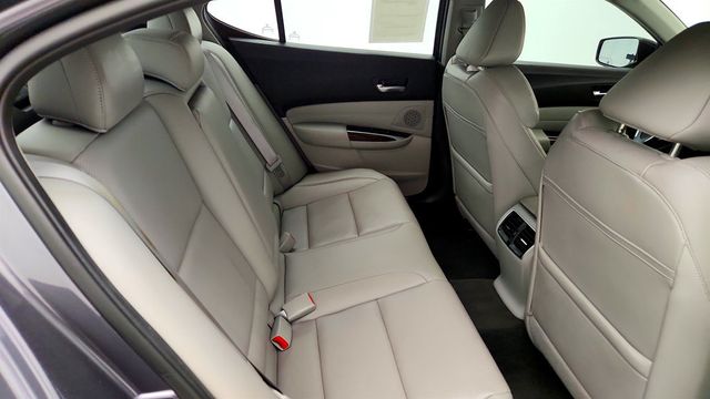2017 Acura TLX FWD w/Technology Pkg - 23032653 - 22