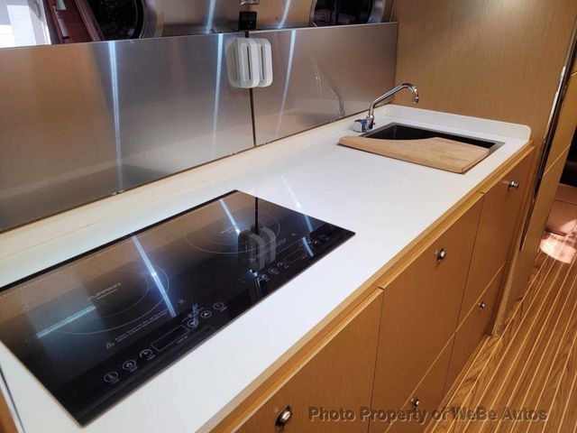 2017 Airstream Land Yacht 28' - 23047120 - 29