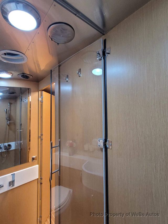 2017 Airstream Land Yacht 28' - 23047120 - 40