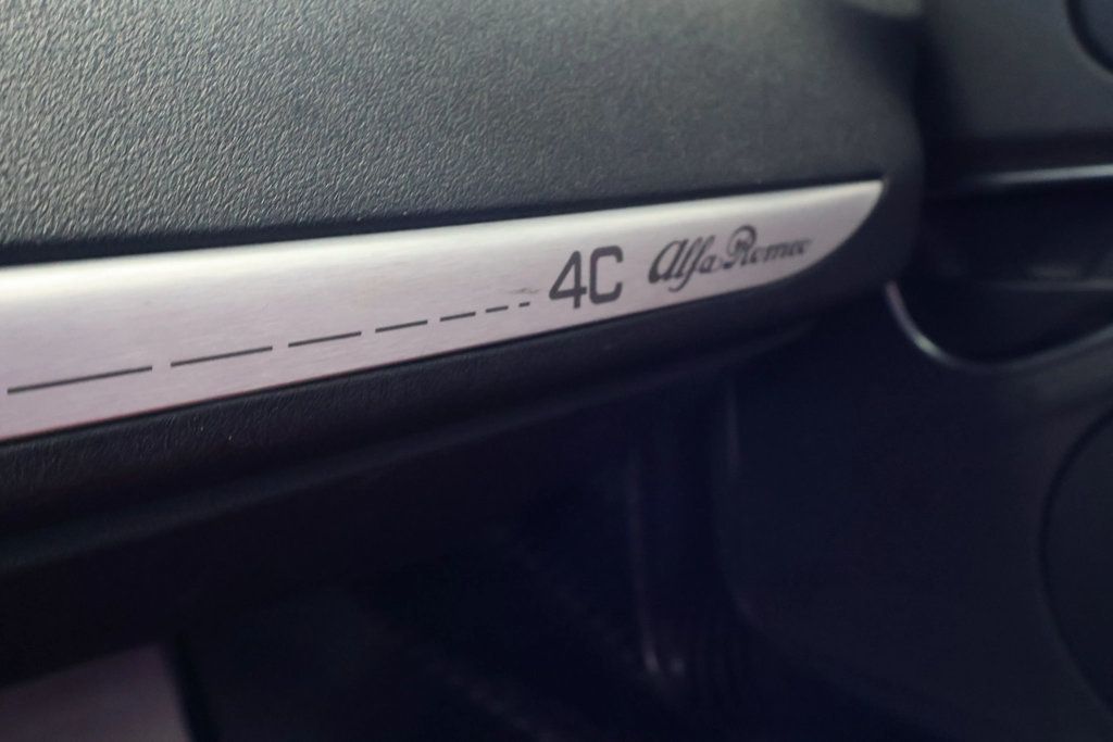 2017 Alfa Romeo 4C Coupe ALFA ROMEO 4C, SPOILER, CARBON FIBER, RED LEATHER SEATS, TINTED! - 22913572 - 25