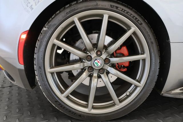 2017 Alfa Romeo 4C Coupe ALFA ROMEO 4C, SPOILER, CARBON FIBER, RED LEATHER SEATS, TINTED! - 22913572 - 36