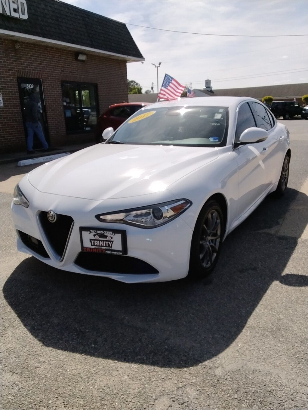 2017 Alfa Romeo Giulia AWD - 23010147 | Video 1