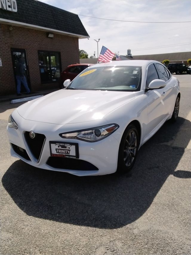 2017 Alfa Romeo Giulia AWD - 23010147 - 0