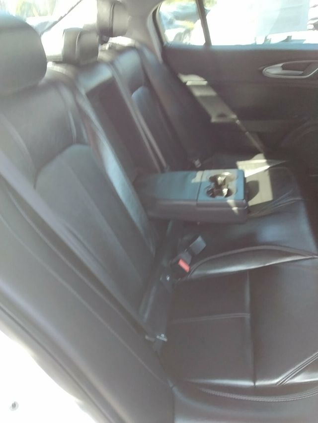 2017 Alfa Romeo Giulia AWD - 23010147 - 9