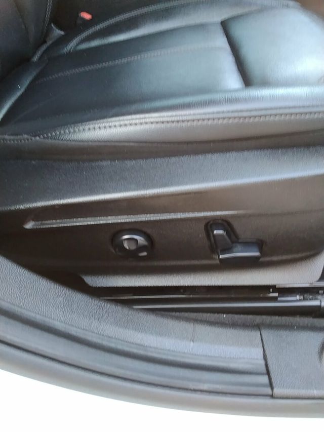 2017 Alfa Romeo Giulia AWD - 23010147 - 11