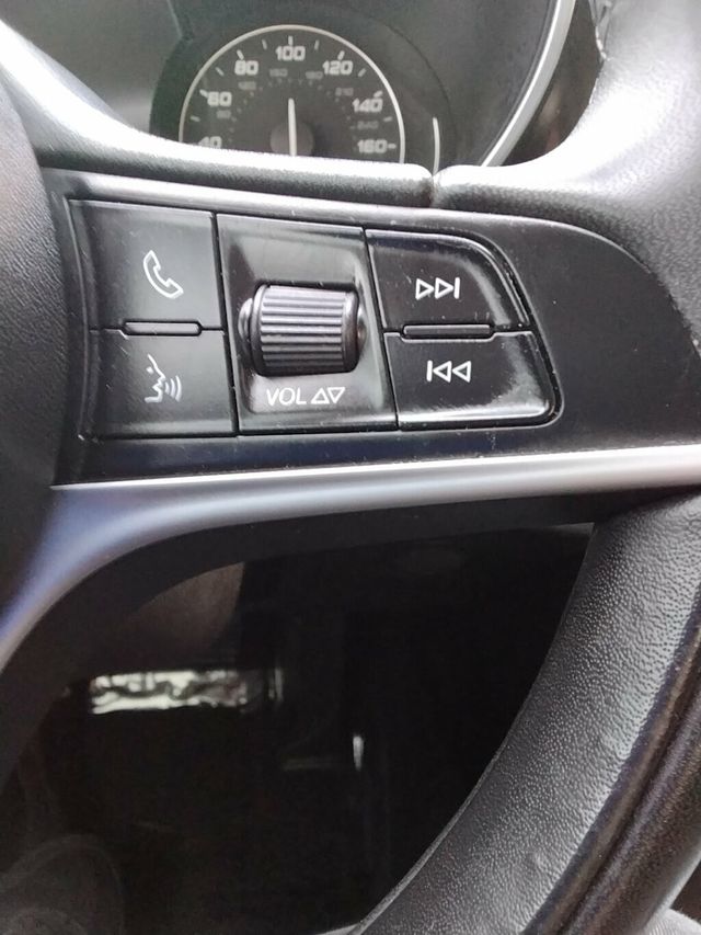 2017 Alfa Romeo Giulia AWD - 23010147 - 15