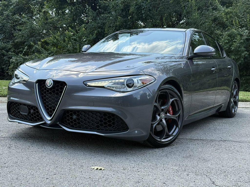 2017 Alfa Romeo Giulia Local Trade/Heated Leather Seats/Harmon Kardon Audio/Blind Spot - 23064897 - 2