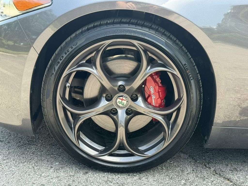 2017 Alfa Romeo Giulia Local Trade/Heated Leather Seats/Harmon Kardon Audio/Blind Spot - 23064897 - 32