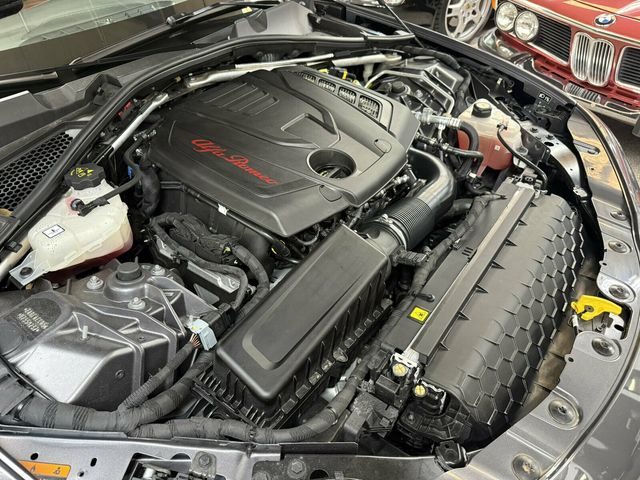 2017 Alfa Romeo Giulia Local Trade/Heated Leather Seats/Harmon Kardon Audio/Blind Spot - 23064897 - 38