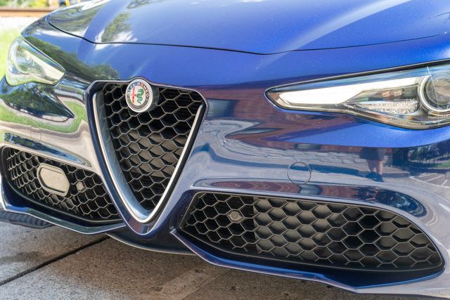 2017 Alfa Romeo Giulia LocalTrade/TI-AWD/DriverAssistancePkg/DualPaneSunroof/BackupCam - 23036513 - 10
