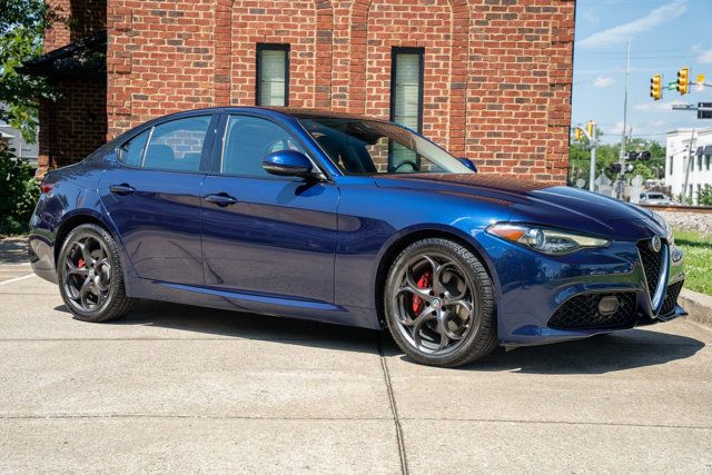 2017 Alfa Romeo Giulia LocalTrade/TI-AWD/DriverAssistancePkg/DualPaneSunroof/BackupCam - 23036513 - 2