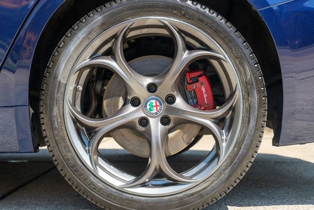 2017 Alfa Romeo Giulia LocalTrade/TI-AWD/DriverAssistancePkg/DualPaneSunroof/BackupCam - 23036513 - 53