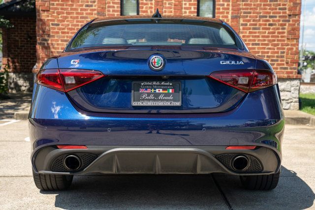2017 Alfa Romeo Giulia LocalTrade/TI-AWD/DriverAssistancePkg/DualPaneSunroof/BackupCam - 23036513 - 5