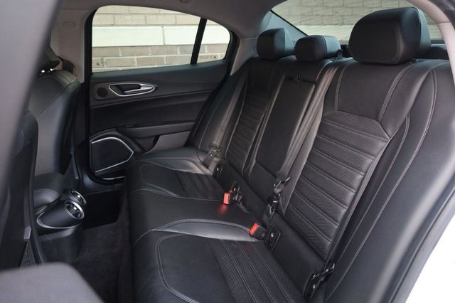 2017 Alfa Romeo Giulia Ti - 23072906 - 21