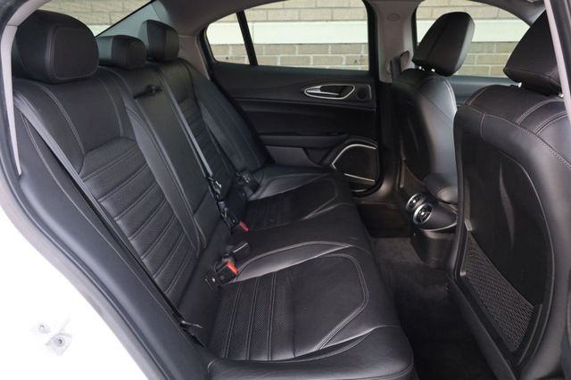 2017 Alfa Romeo Giulia Ti - 23072906 - 24
