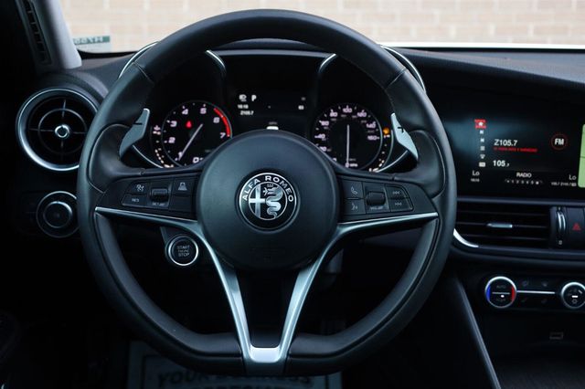 2017 Alfa Romeo Giulia Ti - 23072906 - 31