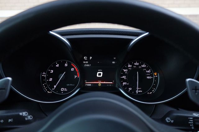 2017 Alfa Romeo Giulia Ti - 23072906 - 51