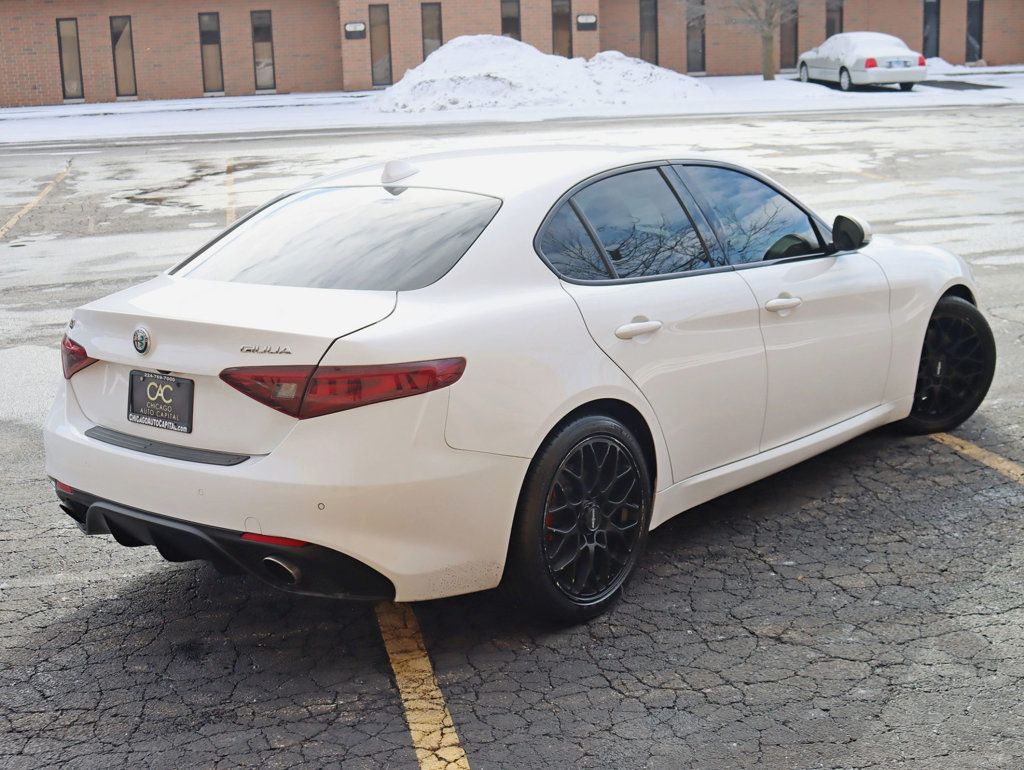 2017 Alfa Romeo Giulia Ti AWD - 22979313 - 2