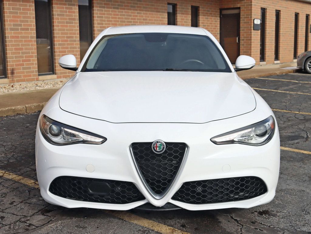2017 Alfa Romeo Giulia Ti AWD - 22979313 - 4