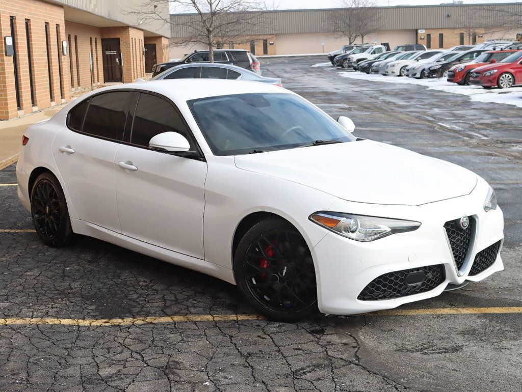 2017 Alfa Romeo Giulia Ti AWD - 22979313 - 8