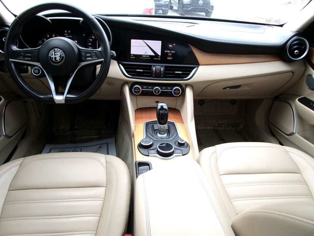 2017 Alfa Romeo Giulia Ti AWD - 22982062 - 1