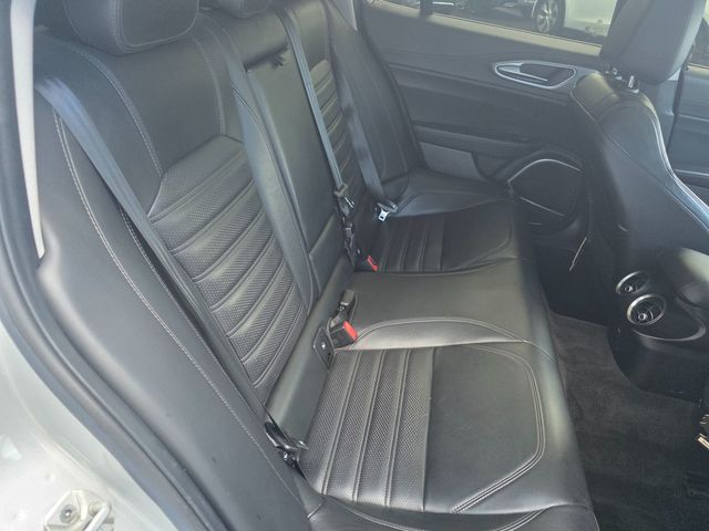 2017 Alfa Romeo Giulia Ti RWD - 23064964 - 15