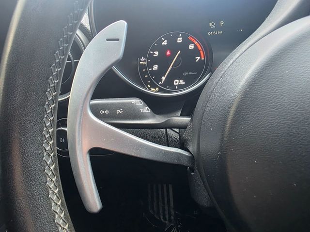 2017 Alfa Romeo Giulia Ti RWD - 23064964 - 31