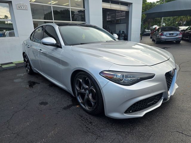 2017 Alfa Romeo Giulia Ti RWD - 23064964 - 7