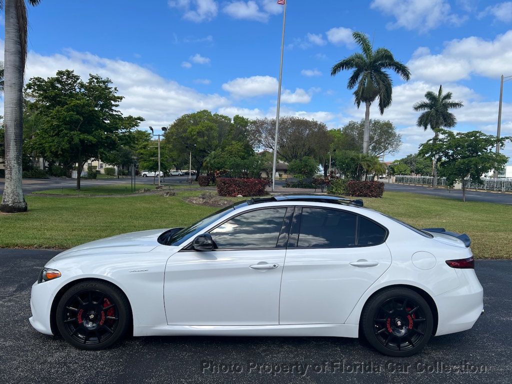 2017 Alfa Romeo Giulia Ti Sport RWD - 22575897 - 4