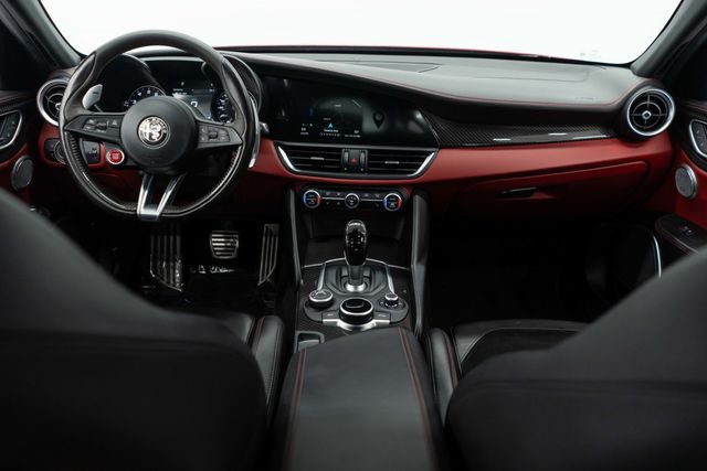 2017 Alfa Romeo Giulia Quadrifoglio  - 23014666 - 9