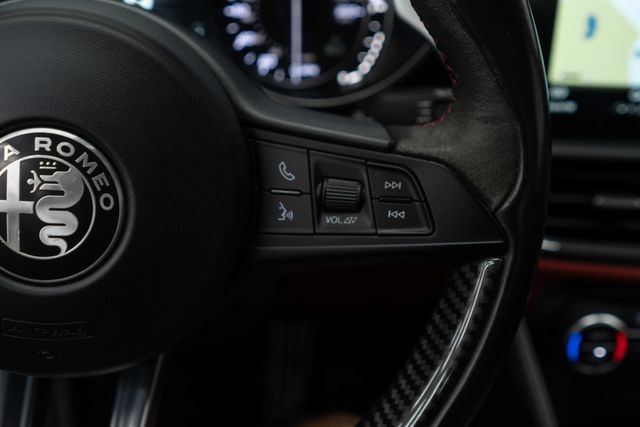 2017 Alfa Romeo Giulia Quadrifoglio  - 23014666 - 18