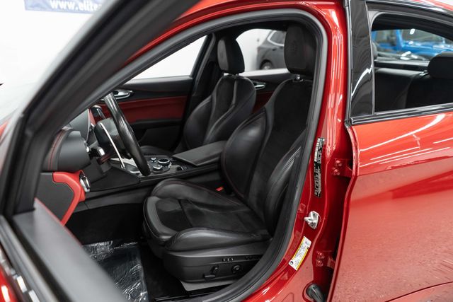 2017 Alfa Romeo Giulia Quadrifoglio  - 23014666 - 8